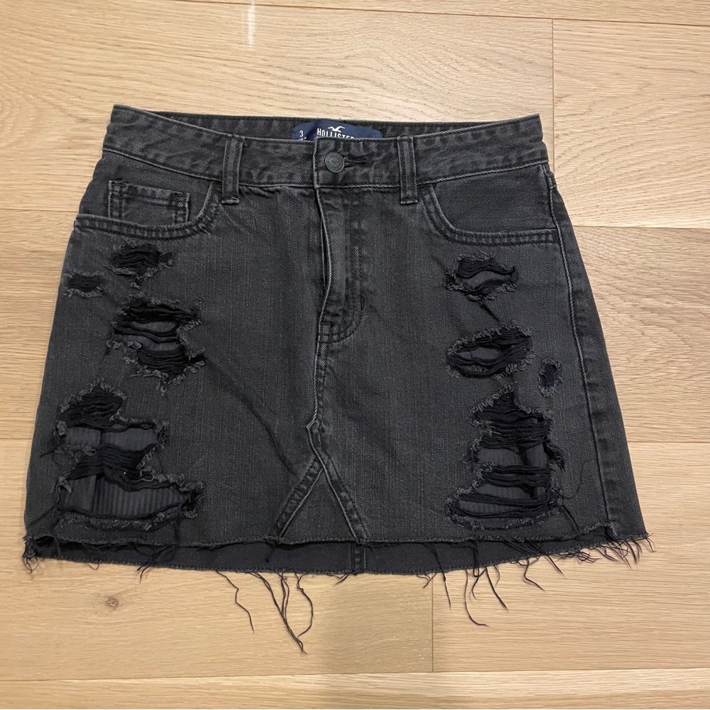 Hollister Black Distressed Denim Skirt